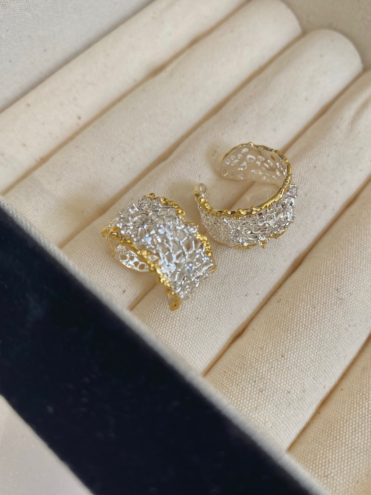 Lace Filigree Two-Tone Ring – 18K Gold Plated & Crystal