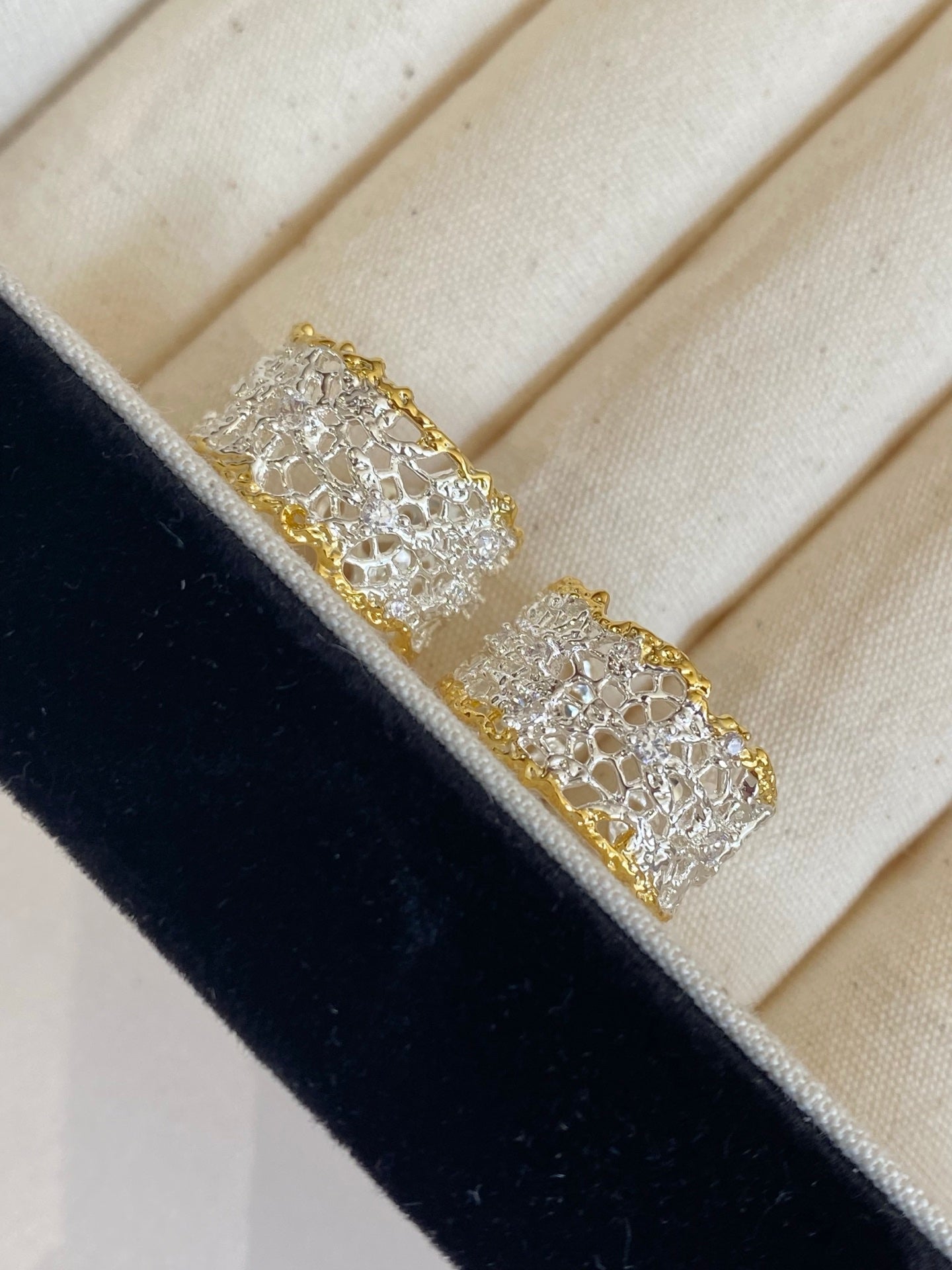 Lace Filigree Two-Tone Ring – 18K Gold Plated & Crystal