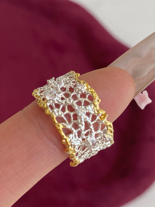Lace Filigree Two-Tone Ring – 18K Gold Plated & Crystal