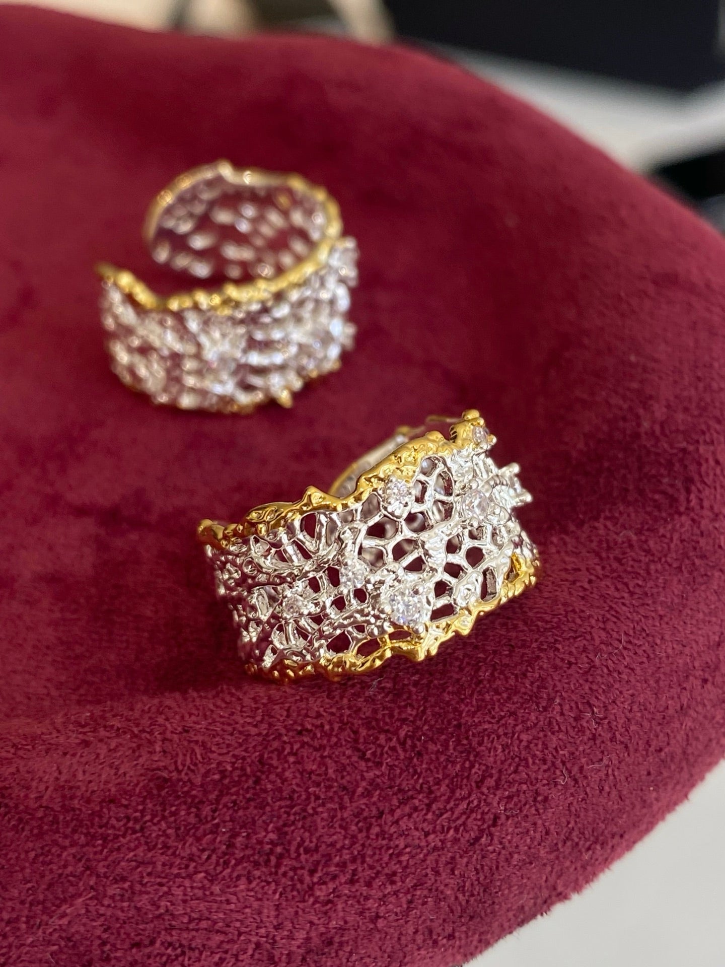 Lace Filigree Two-Tone Ring – 18K Gold Plated & Crystal