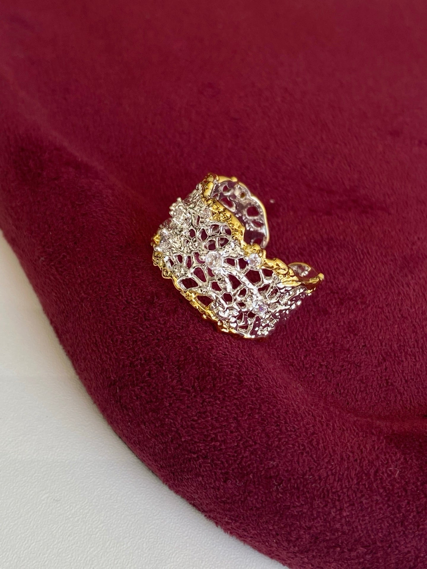 Lace Filigree Two-Tone Ring – 18K Gold Plated & Crystal