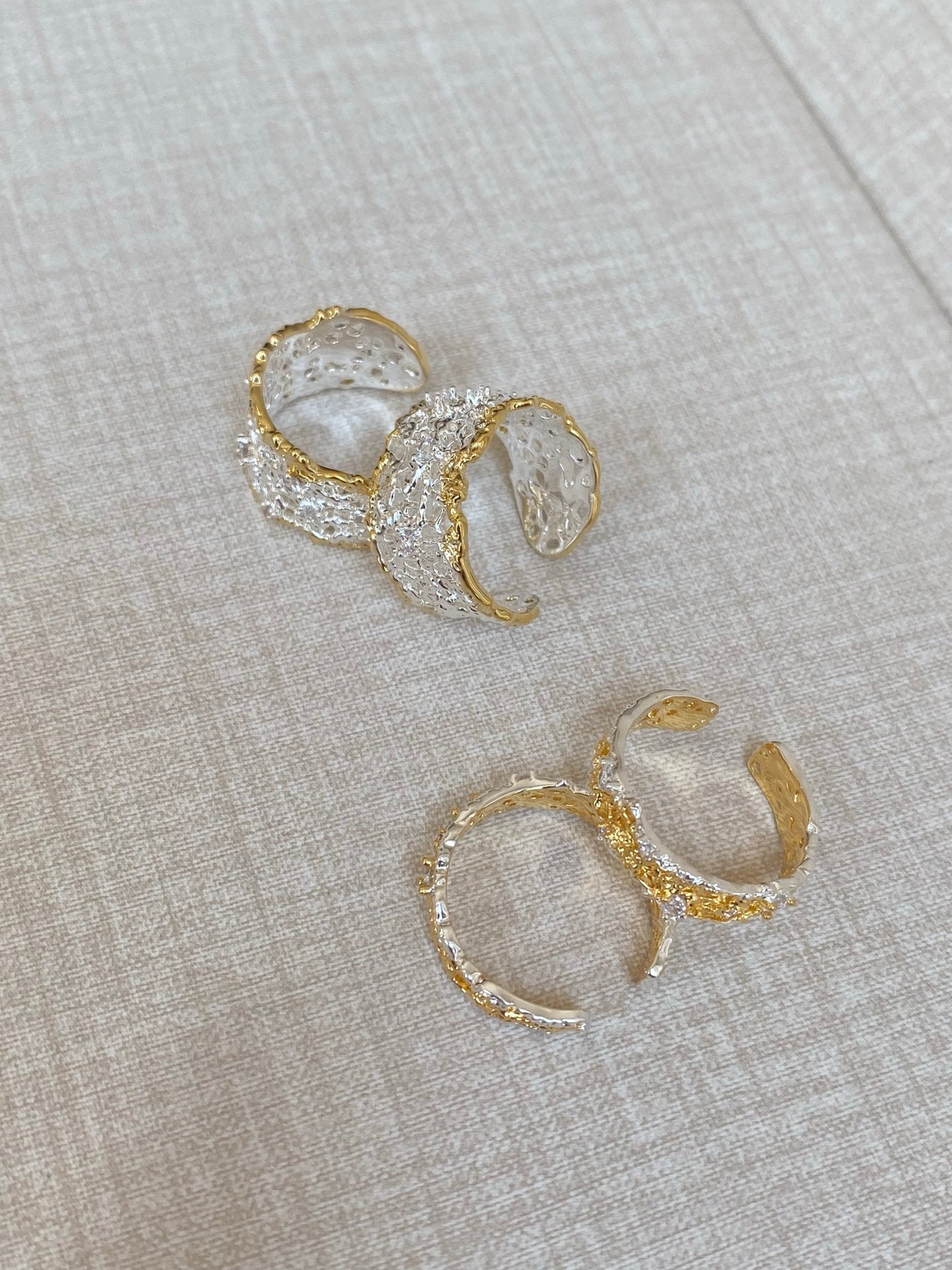 Lace Filigree Two-Tone Ring – 18K Gold Plated & Crystal