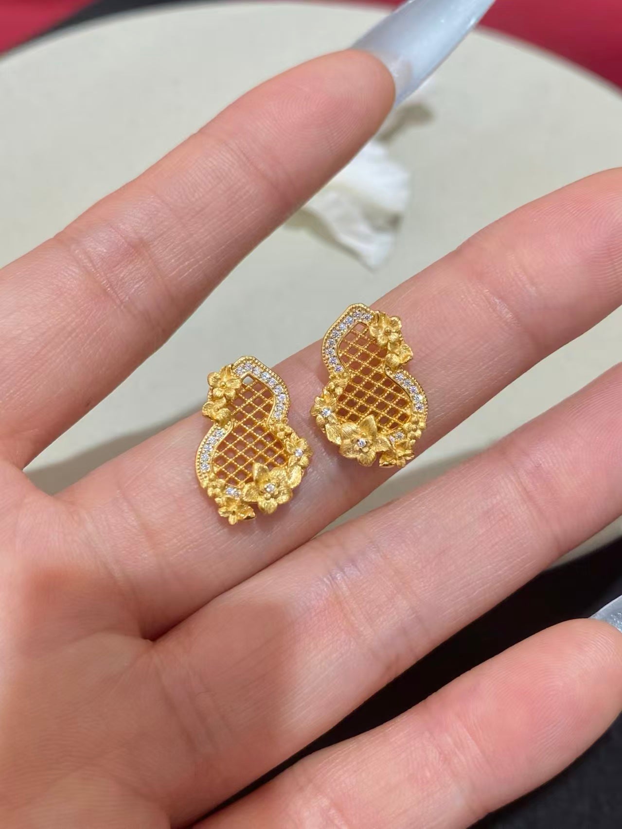 Floral Lattice Gold Stud Earrings – 925 Silver & 18K Gold Plated