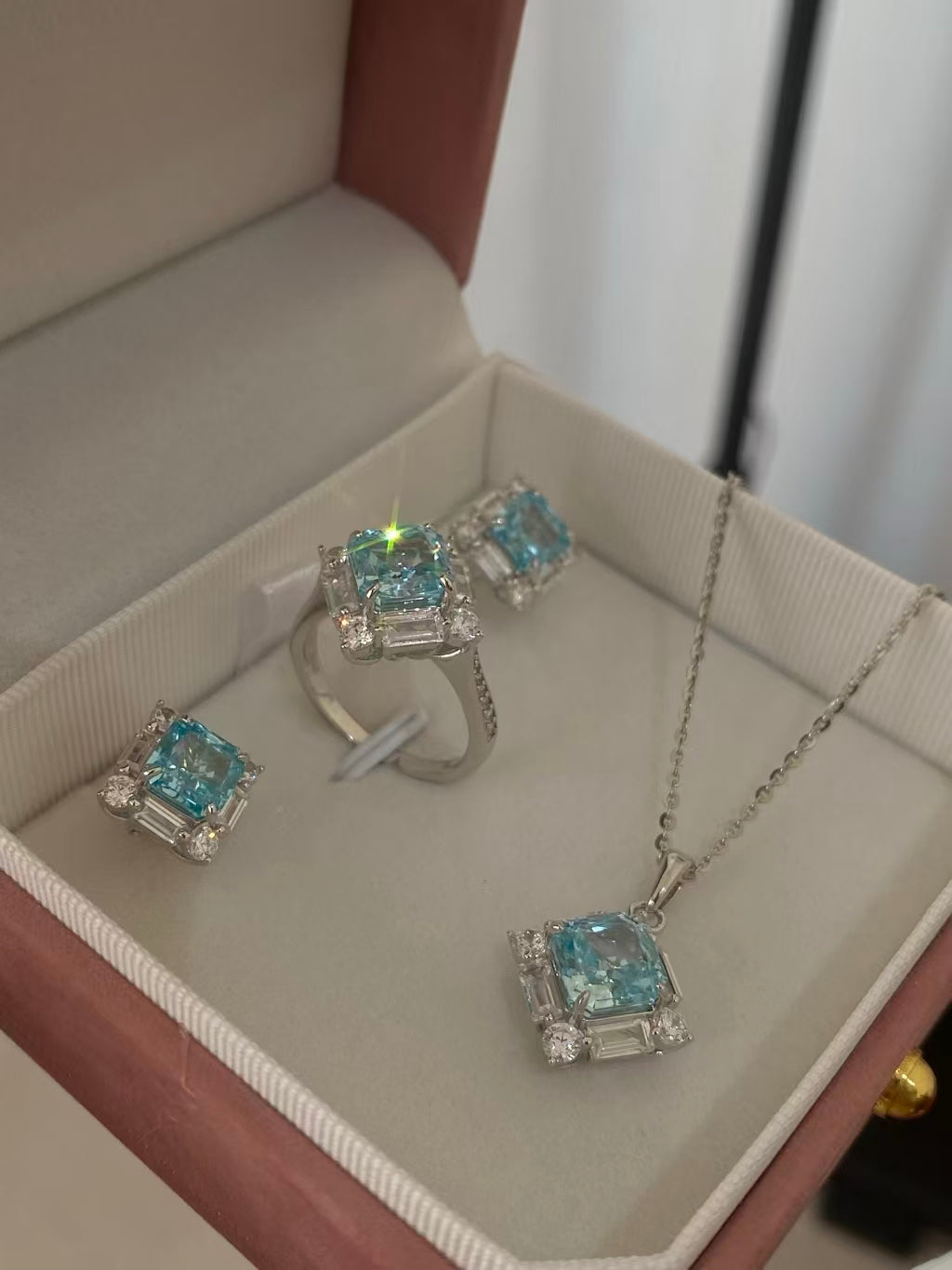 Paraiba Blue Zircon Ring | S925 Silver